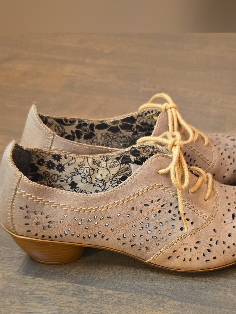 Boho Chic Rieker Women's Perforated Lace-Up Oxford Heels